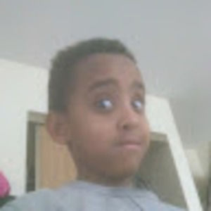 Meet your Posher, Mogos